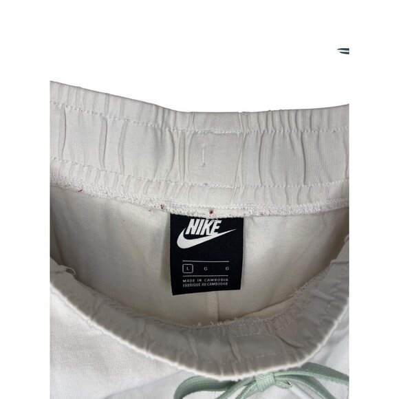 Nike Women's Large White Jogger Pants With Elastic Waist & Ankle Cuffs - Picture 5 of 5